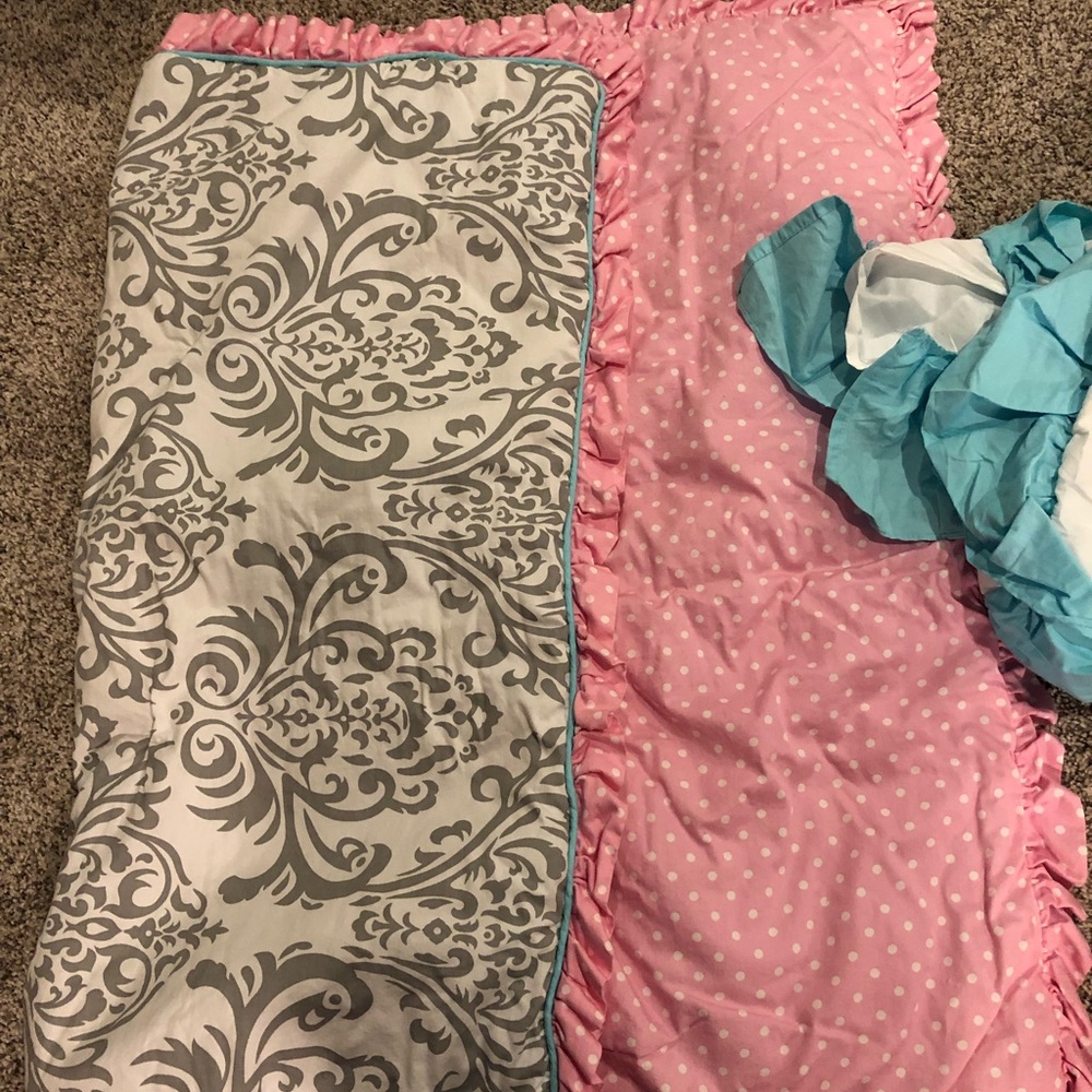 Sweet Jojo infant nursery set